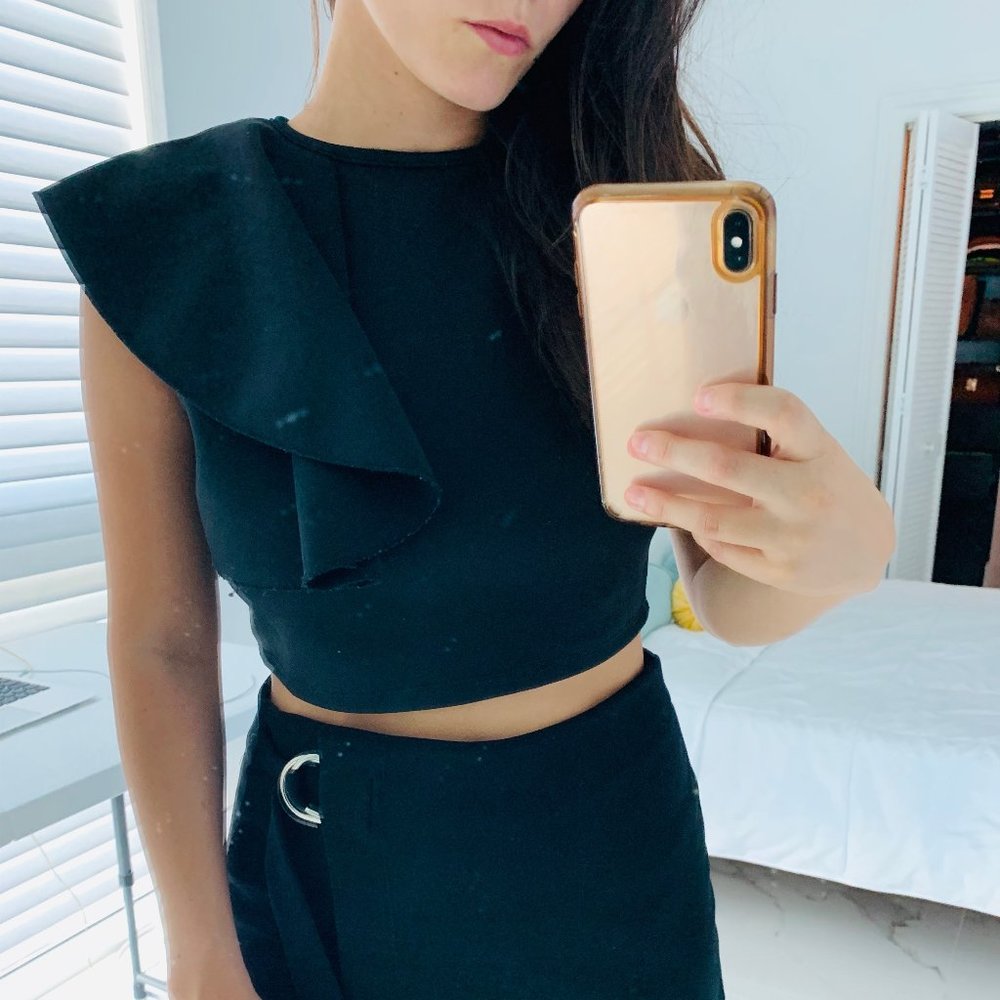 Classy black crop top